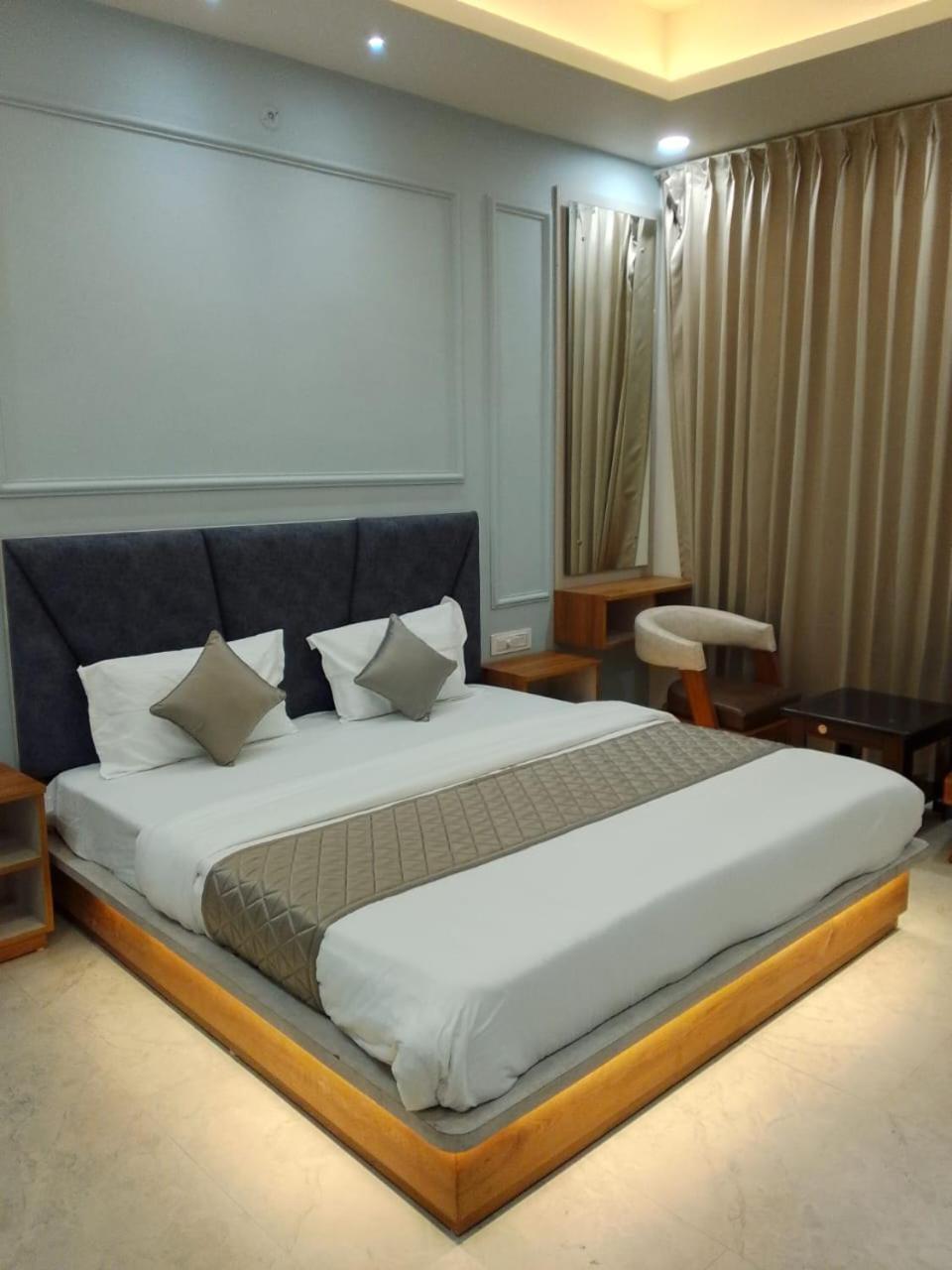 The Grand View Hotel Baijnāth Exterior foto