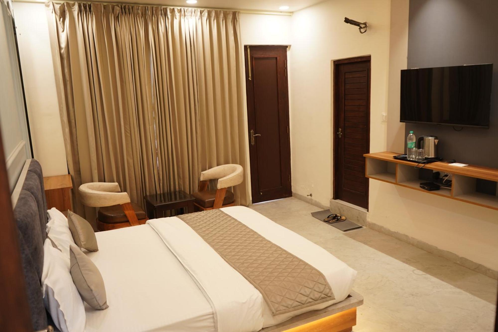 The Grand View Hotel Baijnāth Exterior foto