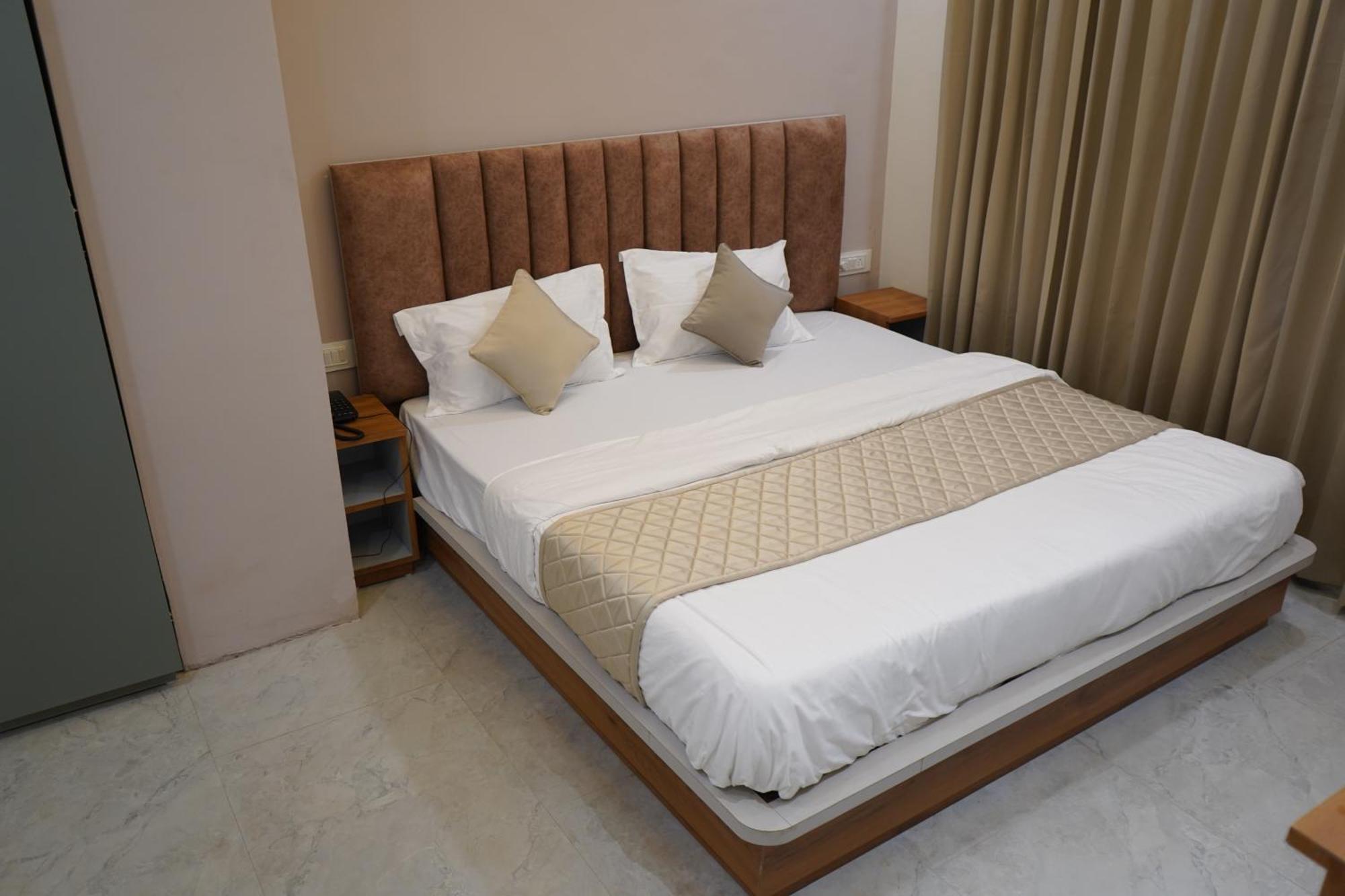 The Grand View Hotel Baijnāth Exterior foto